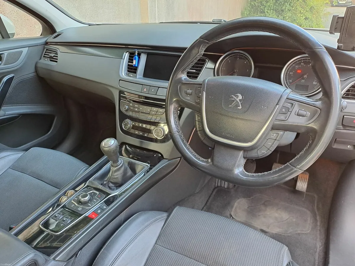 Peugeot 508 2012 - Image 2