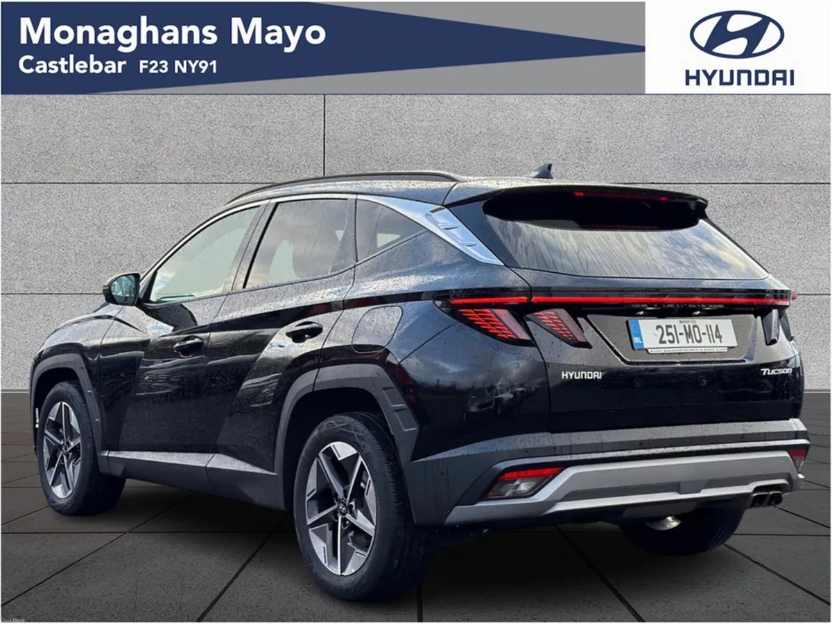 Hyundai Tucson EXECUTIVE PLUS 1.6 DIESEL 5DR - Image 3