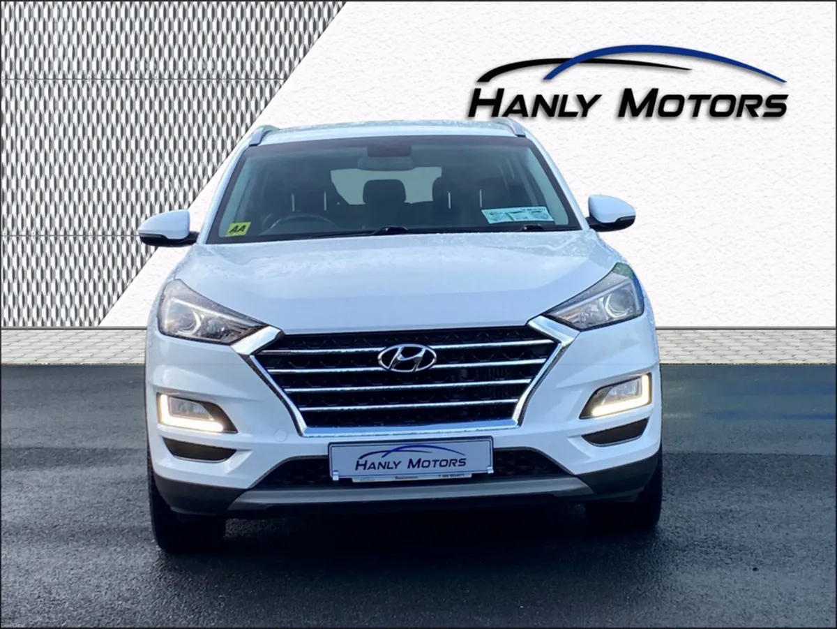 Hyundai Tucson IX35 EXECUTIVE 1.6 5DR DIESEL - Image 2