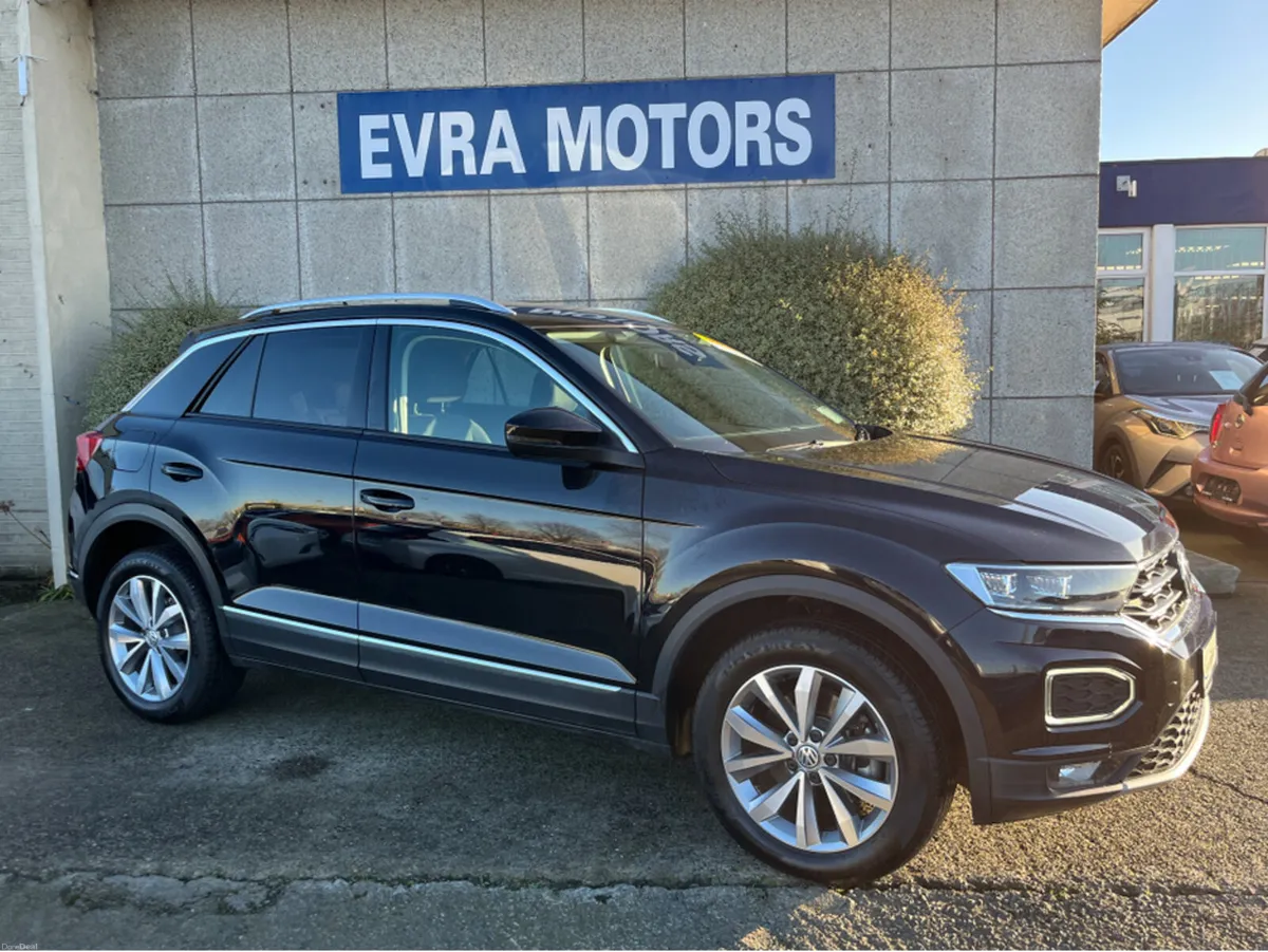Volkswagen T-Roc STYLE AUTOMATIC 2.0 DIESEL //LOW - Image 4