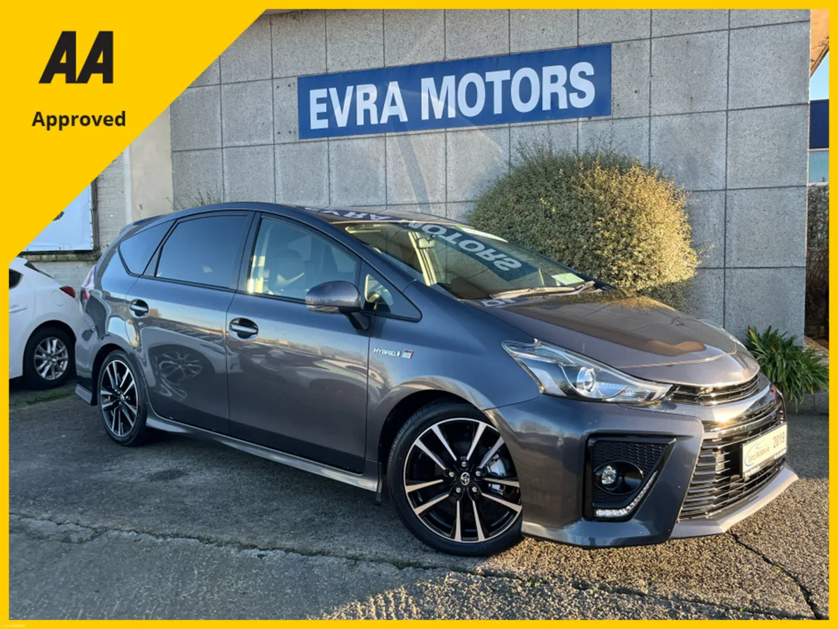 Toyota Prius GR SPORT 7 SEATER AUTOMATIC HYBRID 1. - Image 1