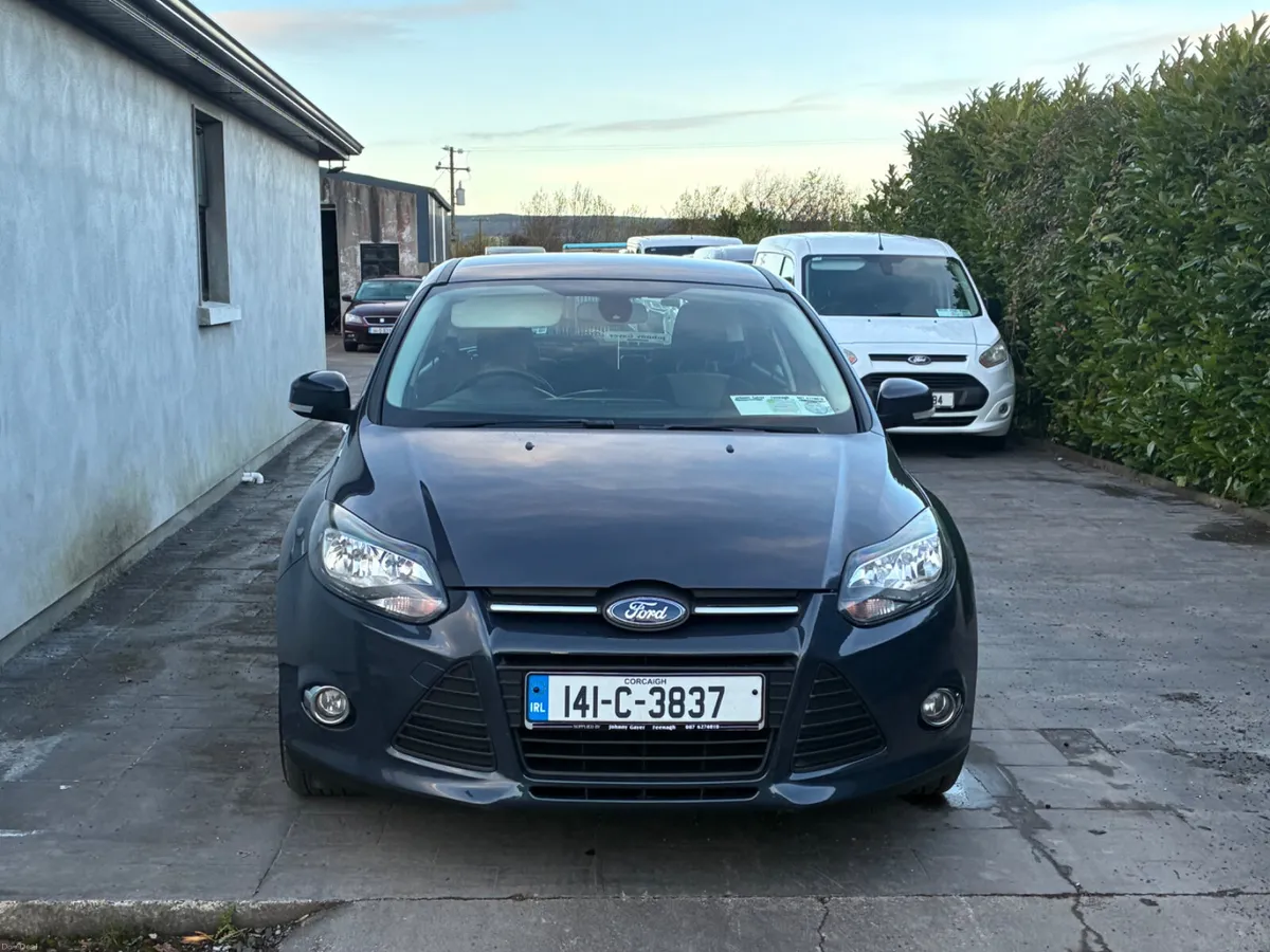 Ford Focus 2014 - Image 2