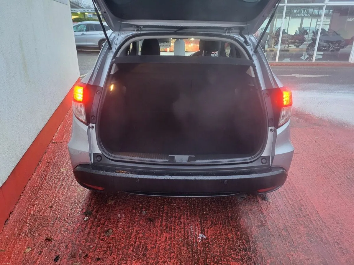 Honda HR-V 1.5 i-VTEC ES - Image 4