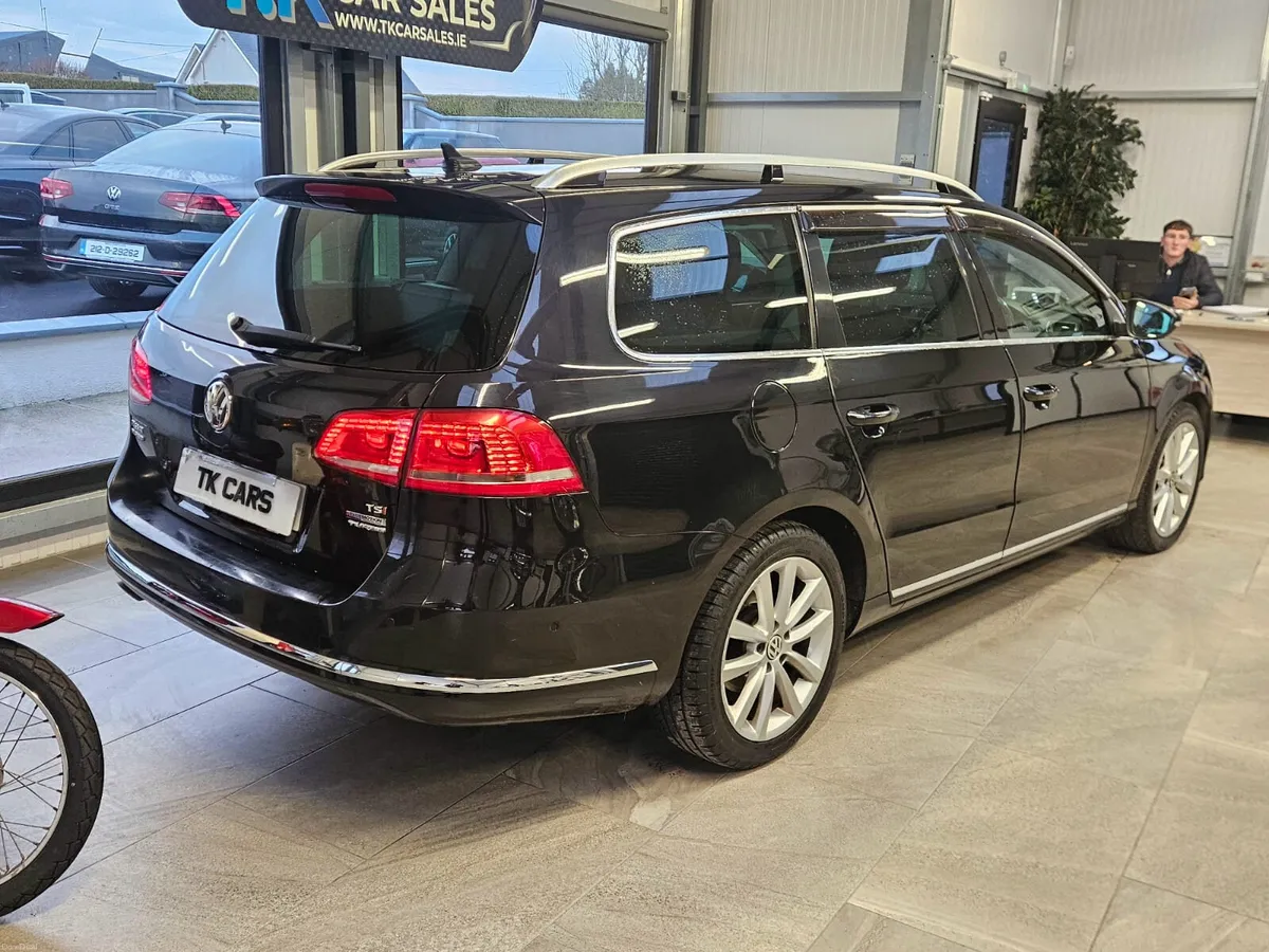 15 VOLKSWAGEN PASSAT PETROL ESTATE LOW KMS - Image 3