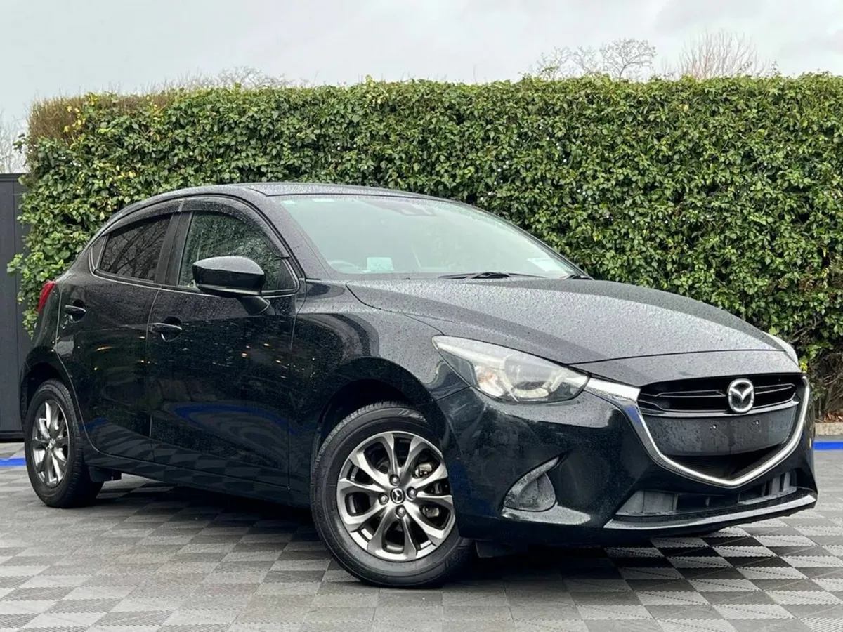 Mazda Demio 1.3 SKYACTIV // HEATED SEATS // HEADS- - Image 1