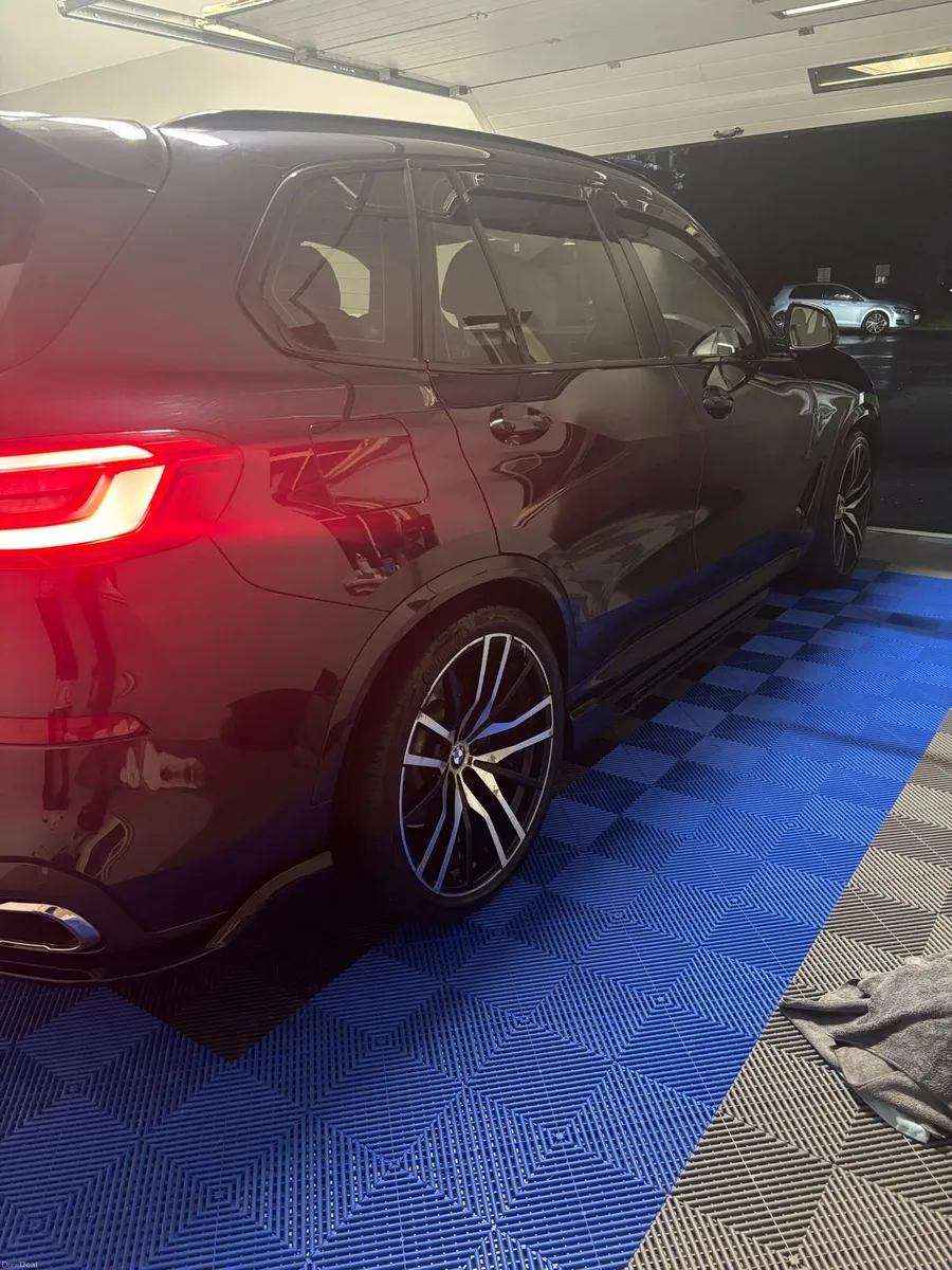 Bmw X5 XDRIVE 45E M SPORT - Image 2