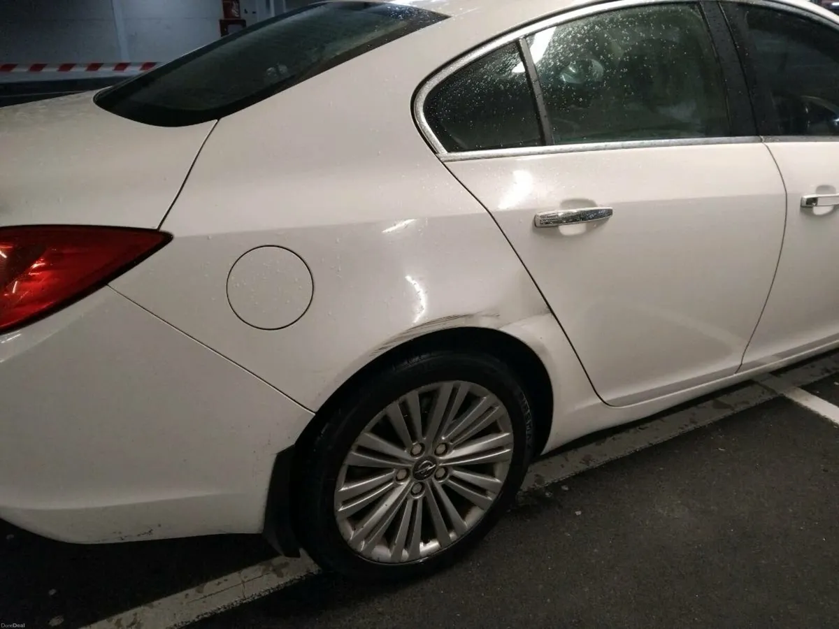 Opel insignia 2012 cdti 2L automatic - Image 4