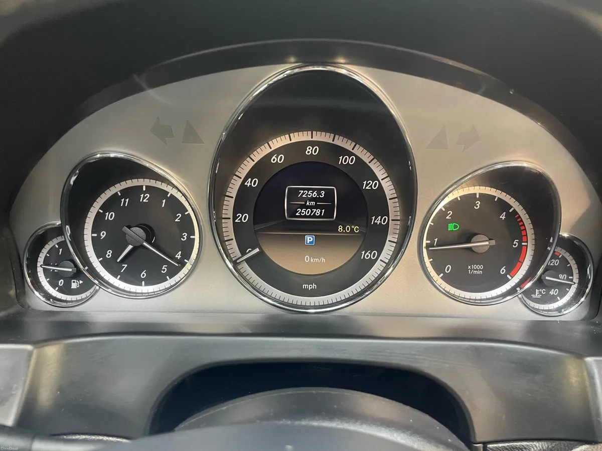Mercedes Benz E250 - Image 4