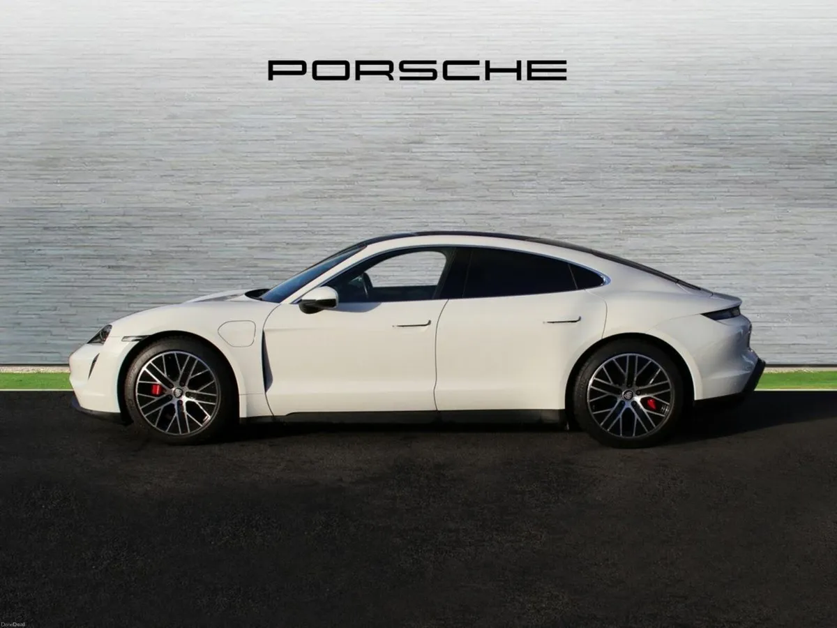 Porsche Taycan 4S - Image 4