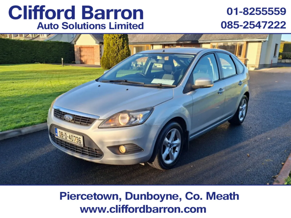Ford Focus ZETEC 1.4 5SPEED 5DR - Image 2