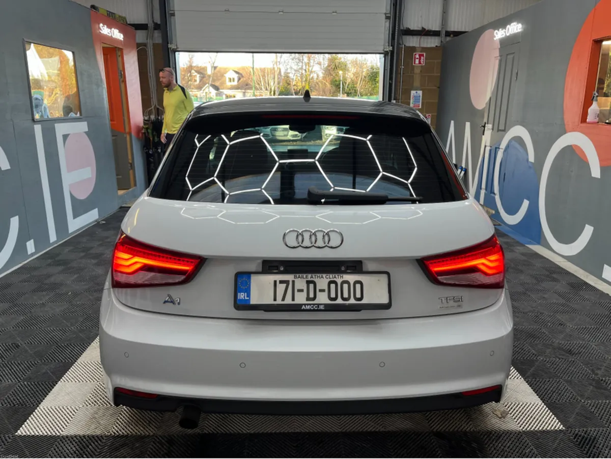 Audi A1 €16950! 2017 AUDI A1 TFSI 1.0 AUTOMATIC WI - Image 3