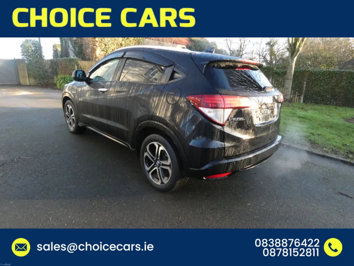 Honda Vezel 1.5 AUTO HYBRID Z SPEC - Image 4