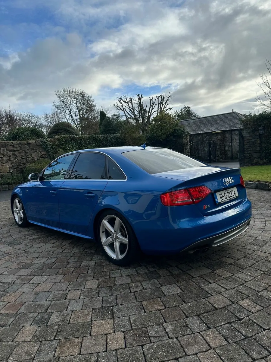Immaculate 2010 Audi S4 3.0 TFSI quattro - Image 4
