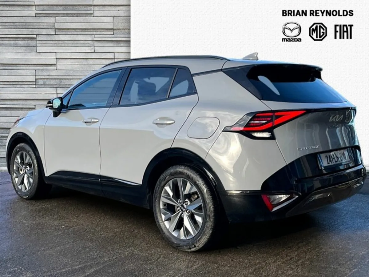 Kia Sportage Anniversary Edition Hybrid - Image 4