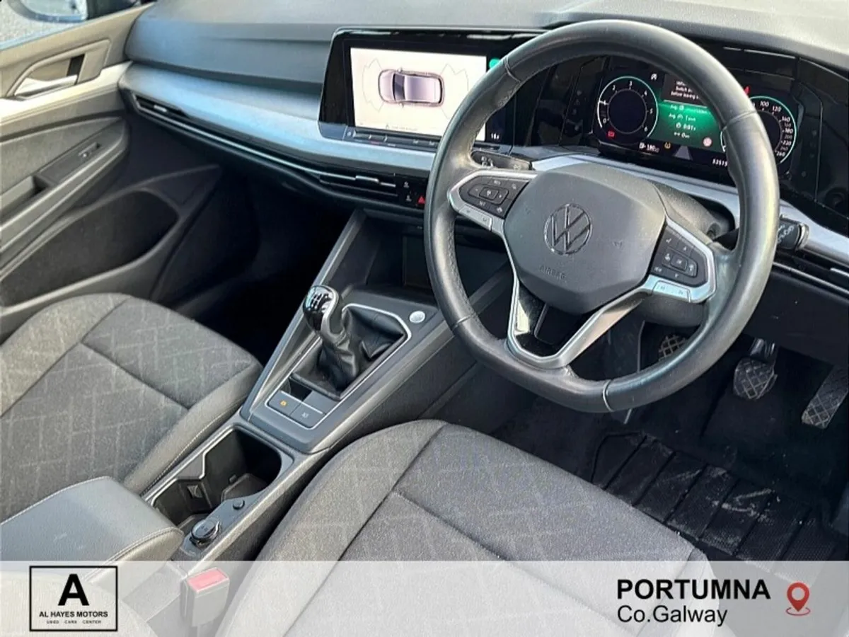 Volkswagen Golf LIFE 2.0 TDI 115HP - Image 2