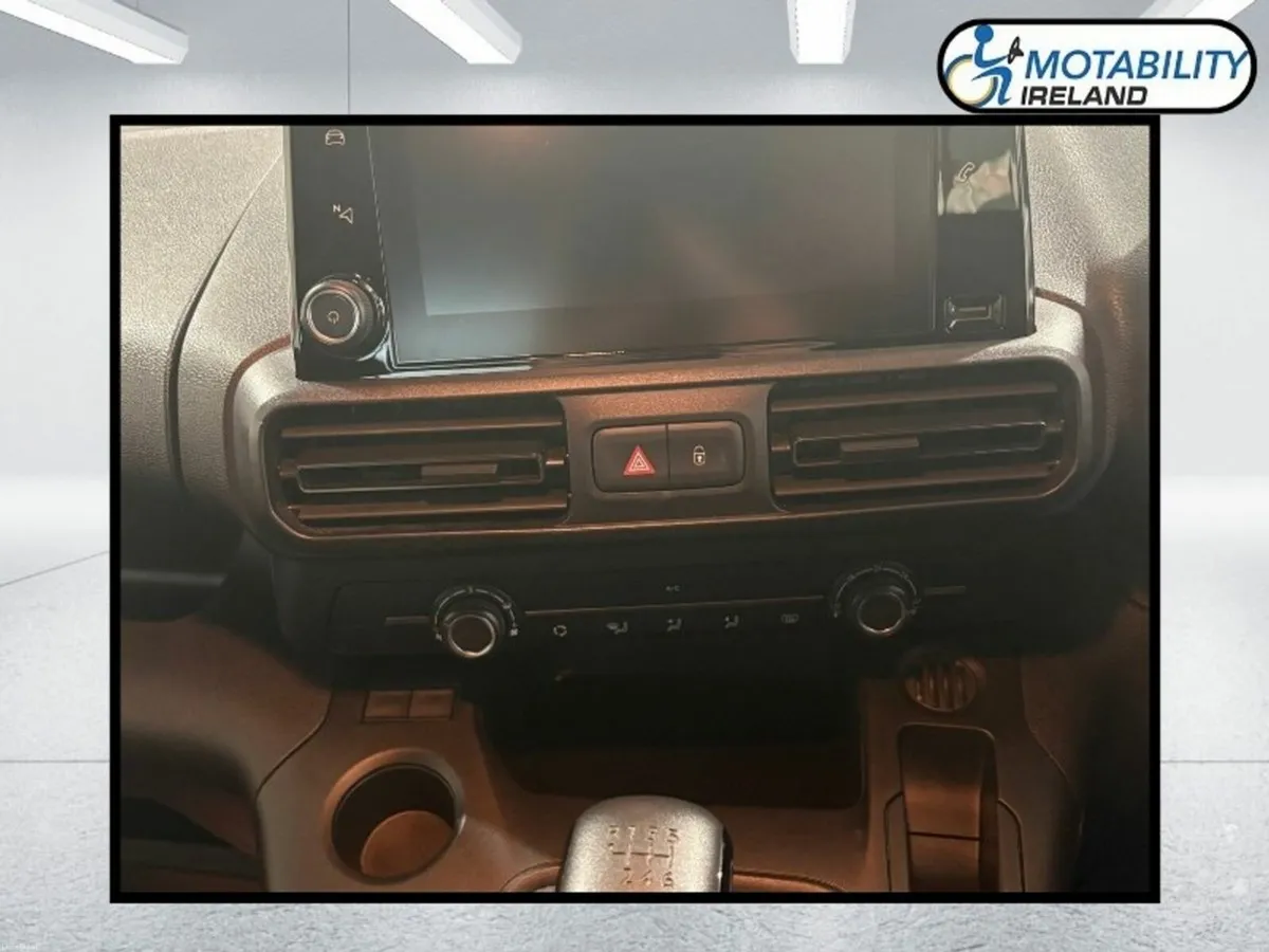 Citroen Berlingo Multispace Wheelchair Accessible - Image 6