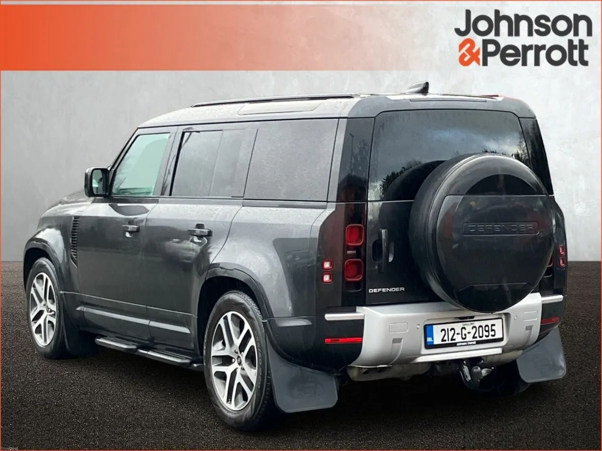 Land Rover Defender DEFENDER 110 3.0 D HARD TOP S - Image 3