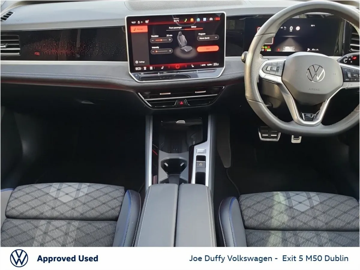 Volkswagen Passat  R-Line Phev - Image 3