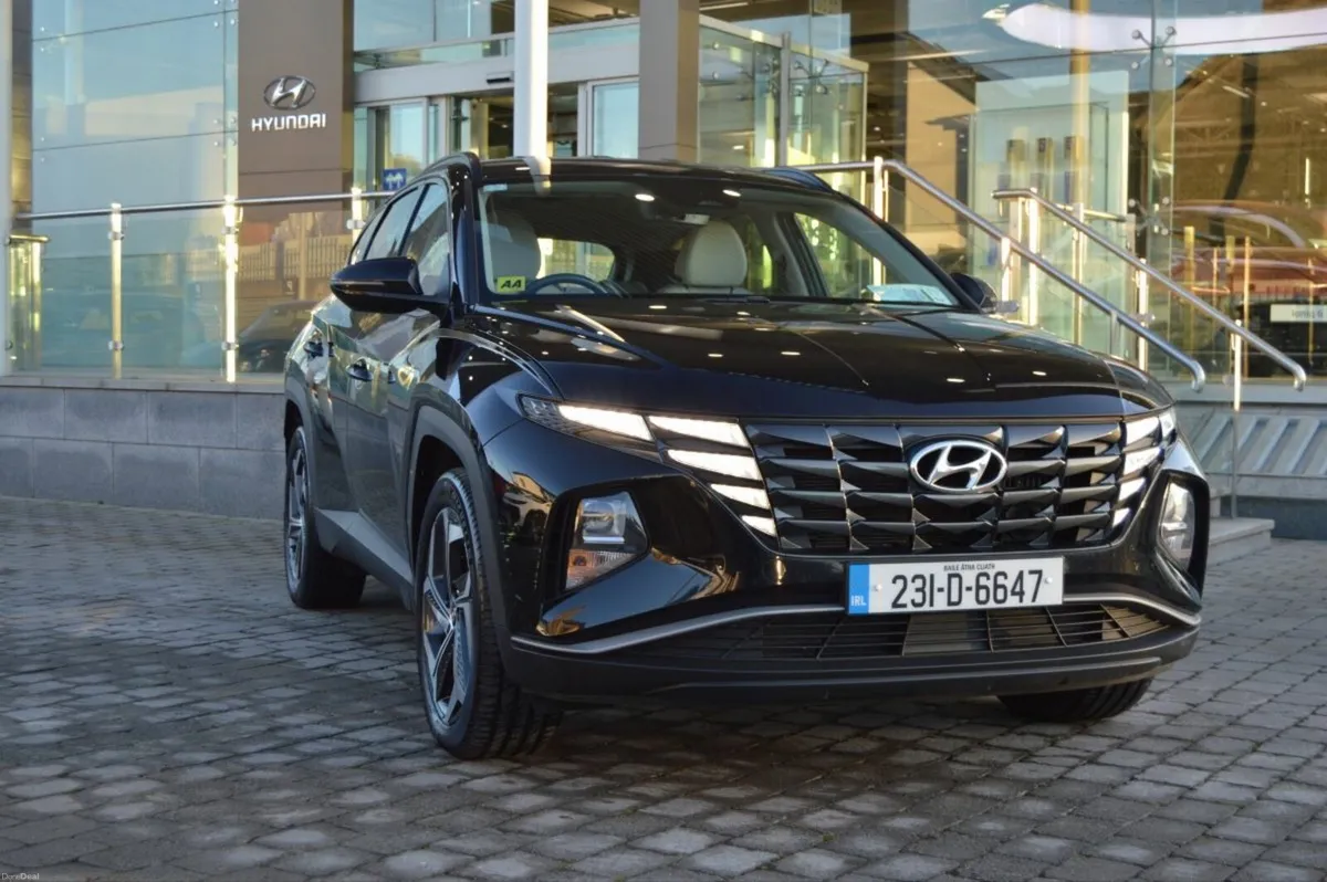 Hyundai Tucson 4WD Executive PHEV Auto - Image 3