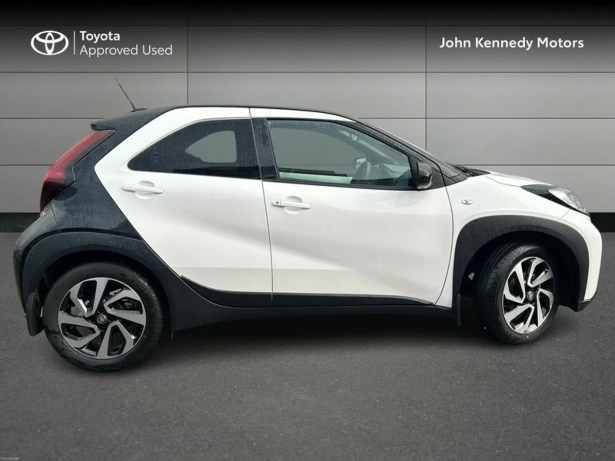 Toyota Aygo X X DESIGN - Image 3