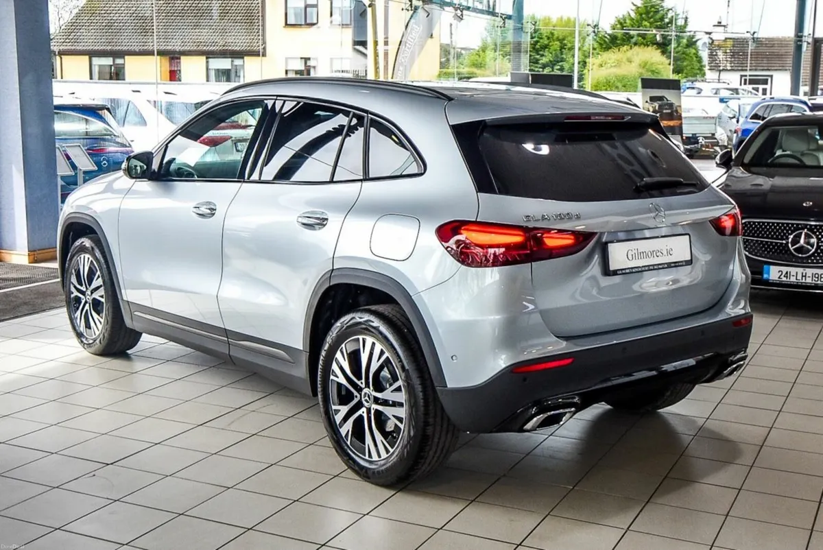 Mercedes-Benz GLA 180d Progressive Night Pack Face - Image 4