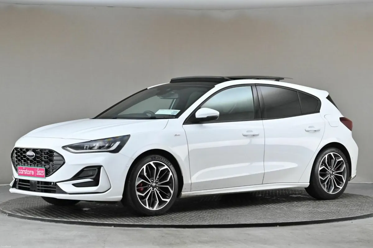 Ford Focus 1.0 TITANIUM 125BHP MHEV **VERY LOW MIL - Image 4