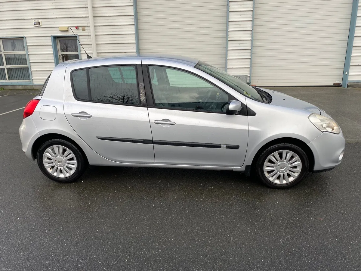 Renault Clio 2011.. 1.5dci..  NCT 01/27.. - Image 3