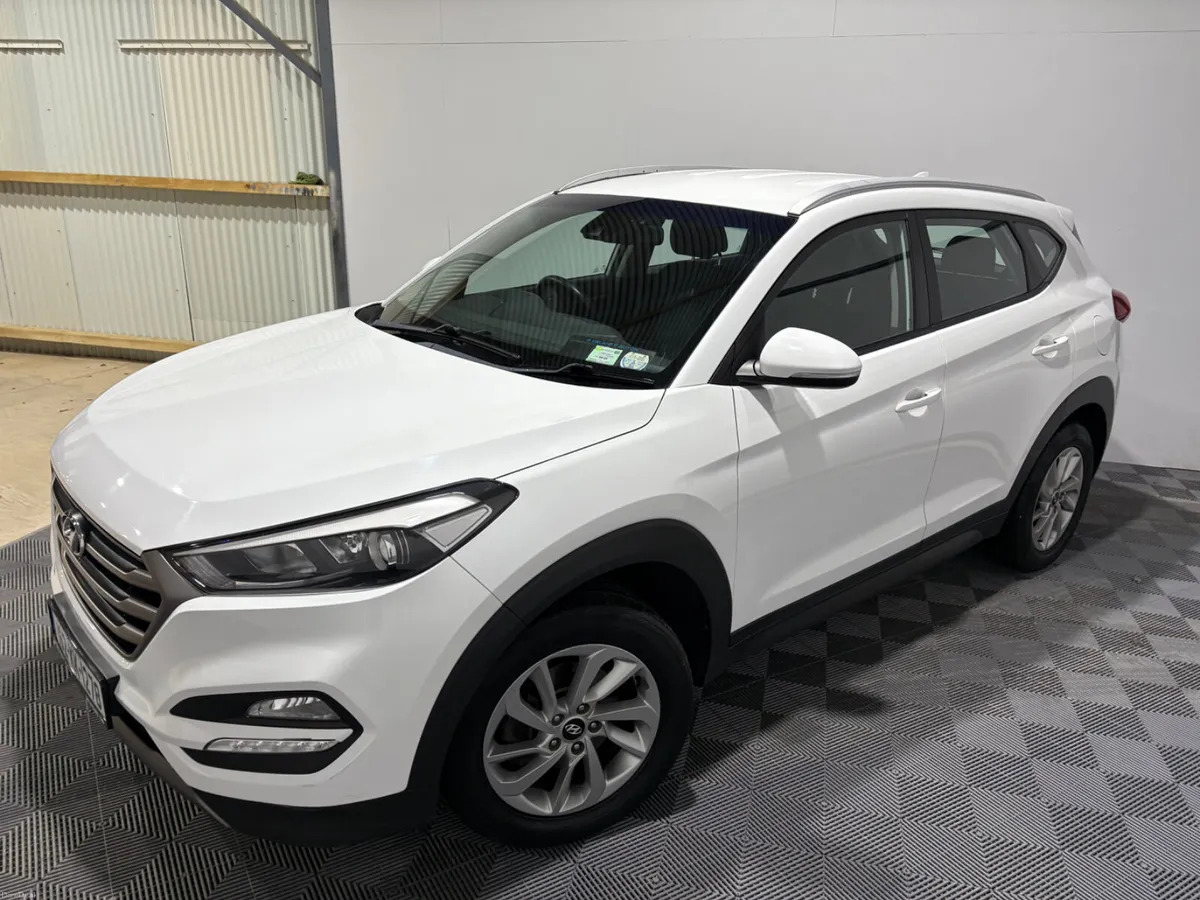2016 Hyundai Tucson Comfort 1.7 CRDi - Image 4