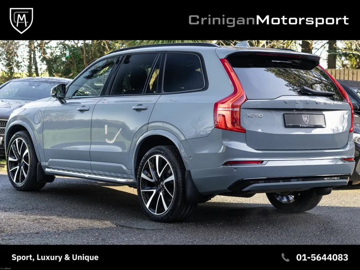 Volvo XC90 T8 Ultimate Dark 7 Seat AWD - Image 2