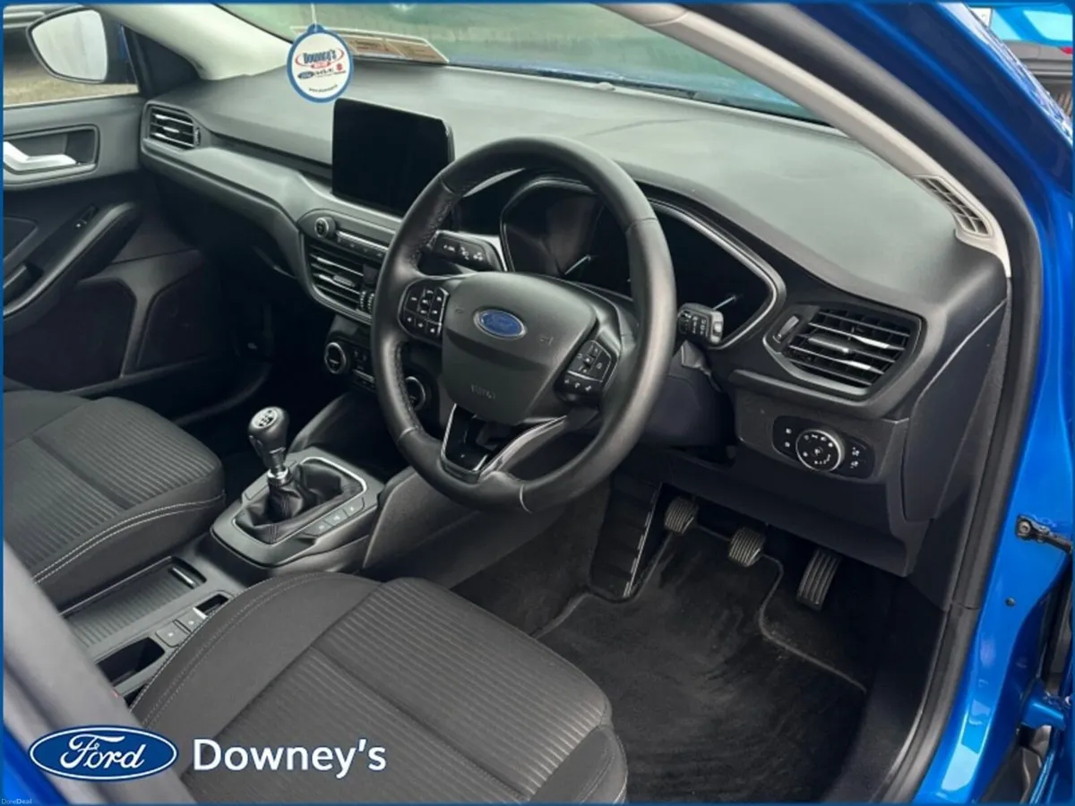 Ford Focus 1.0 PETROL TITANIUM - Image 2