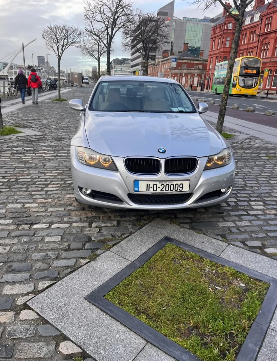 2011 BMW 320 D Auto Diesel - Image 1