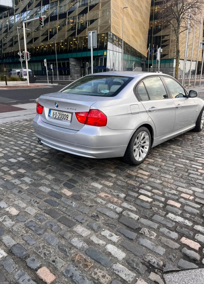 2011 BMW 320 D Auto Diesel - Image 4