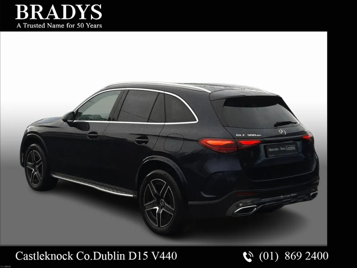 Mercedes-Benz GLC GLC 300de 4MATIC AMG Line--Side - Image 4