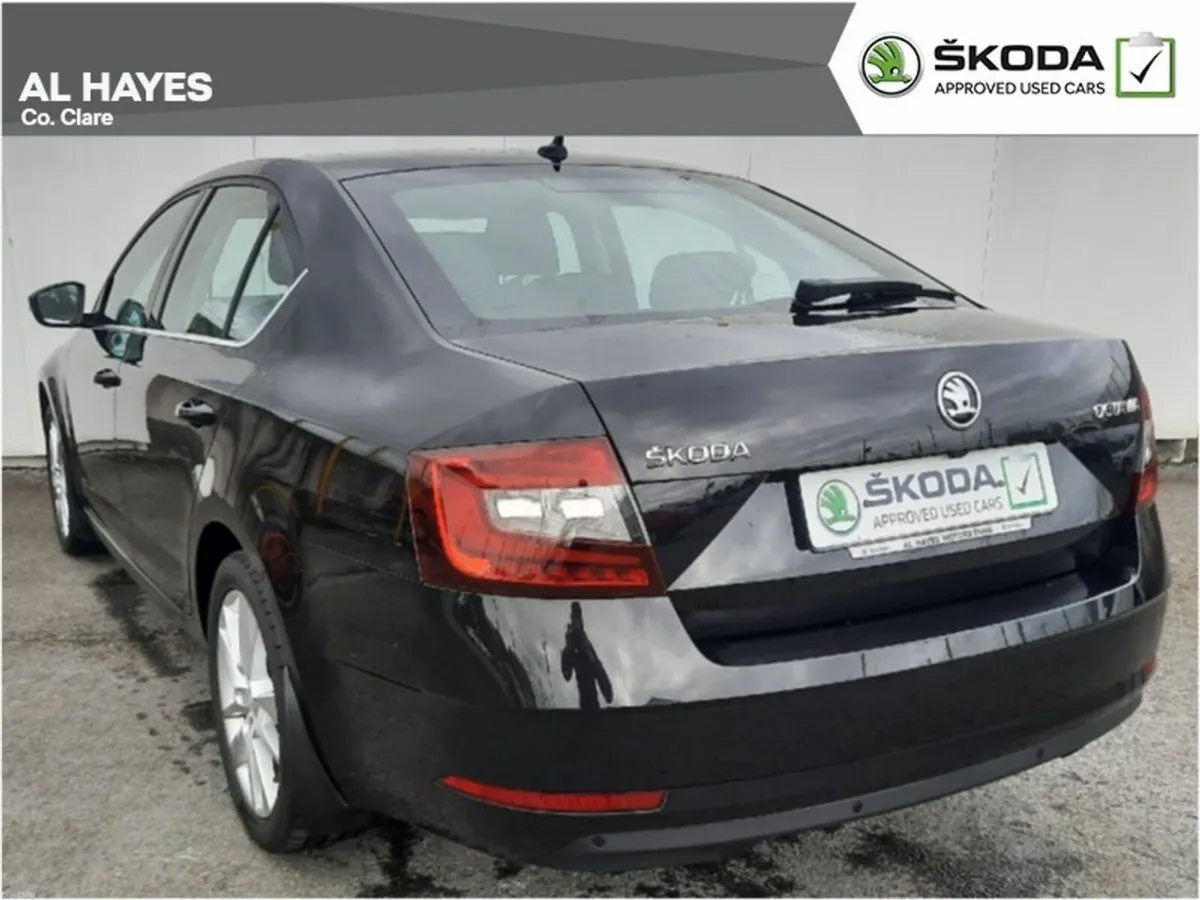 Skoda Octavia **STYLE MODEL**1.6TDI 115 BHP - Image 3
