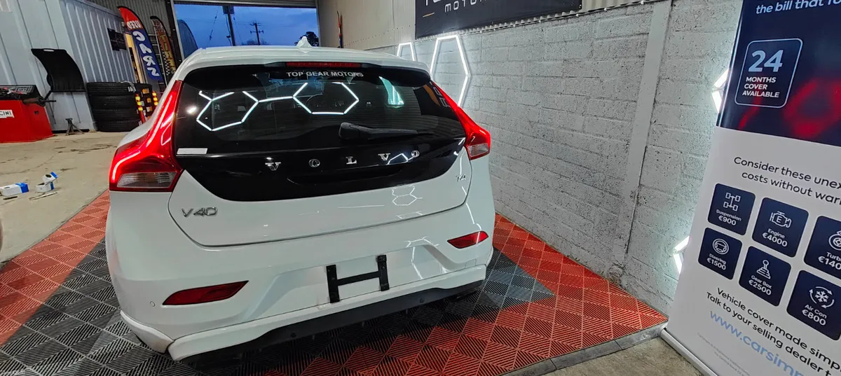 2015 Volvo V40 Low milage - Image 4