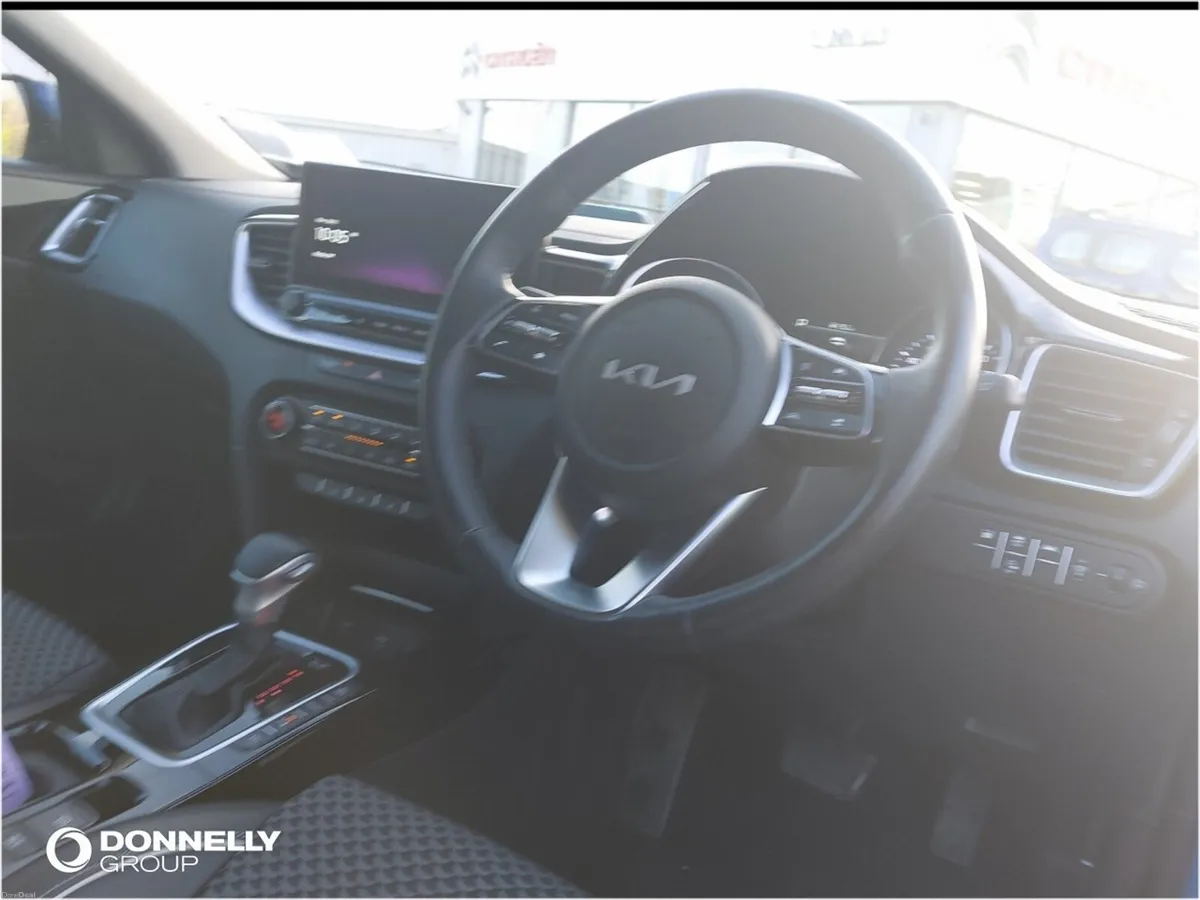 Kia XCeed Hatchback 3 - Image 4