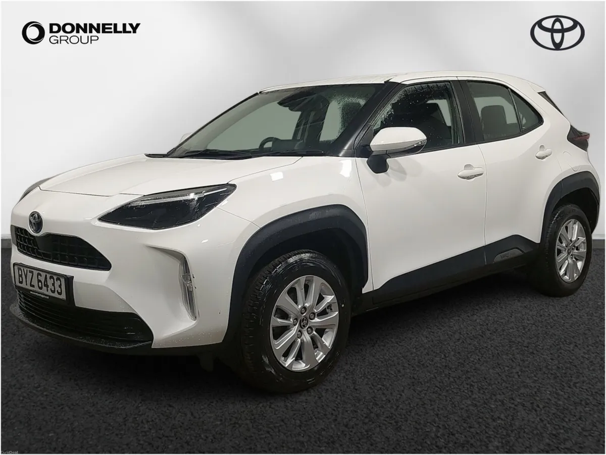 Toyota Yaris Cross Estate Icon - Image 3