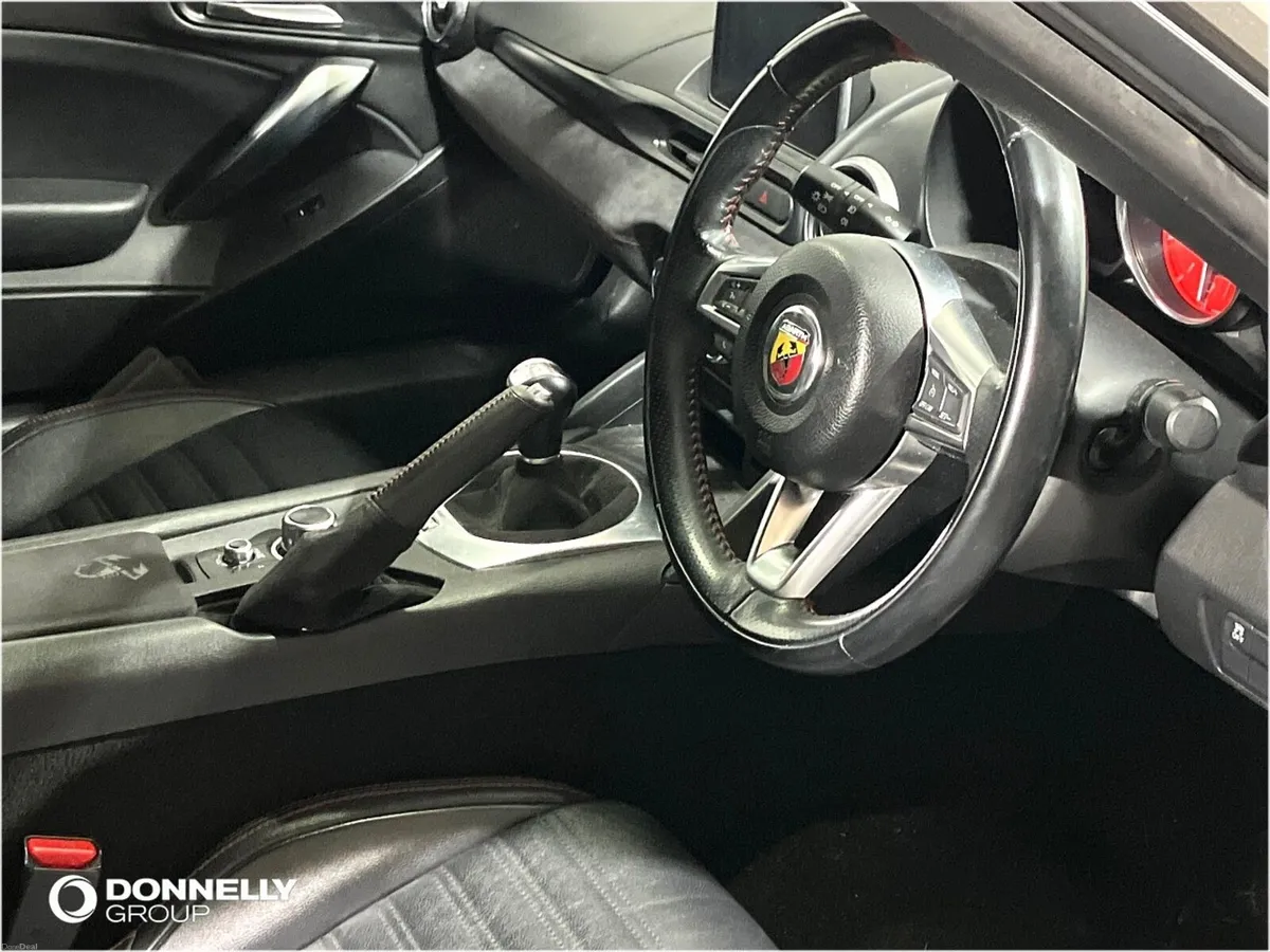 Abarth 124 Spider Roadster - Image 3