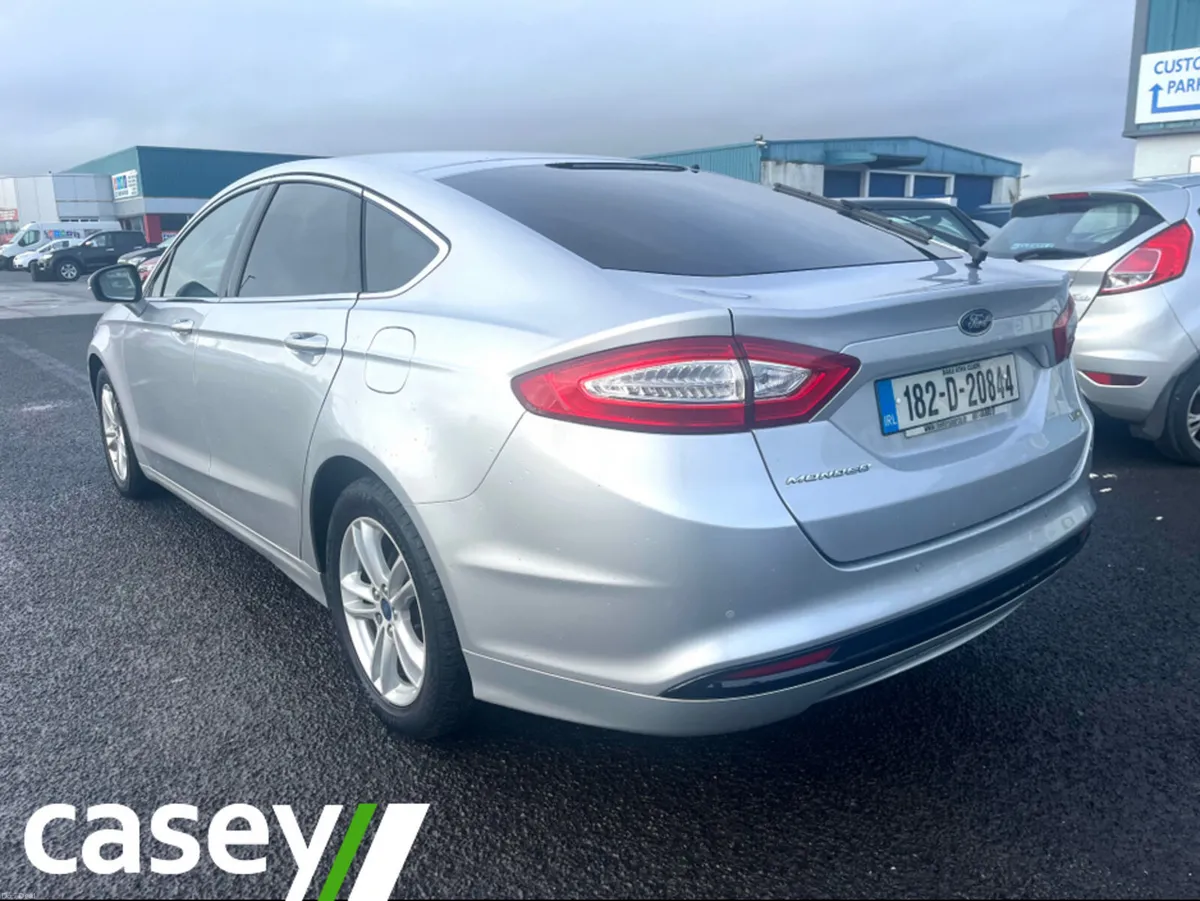 Ford Mondeo TITANIUM 1.5 120PS 6SPEED 4DR - Image 3