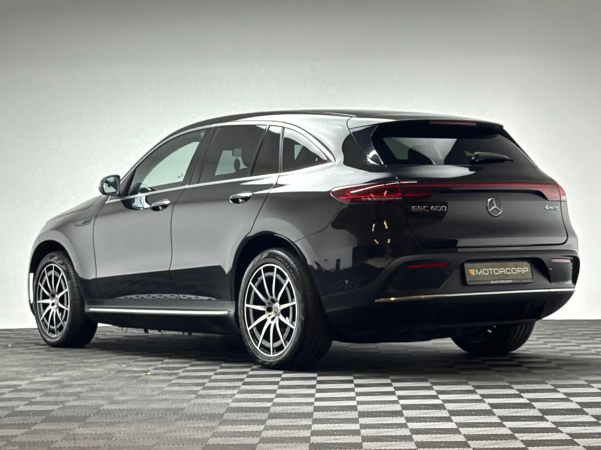 Mercedes-Benz EQC 400 AMG LINE 4MATIC - Image 3