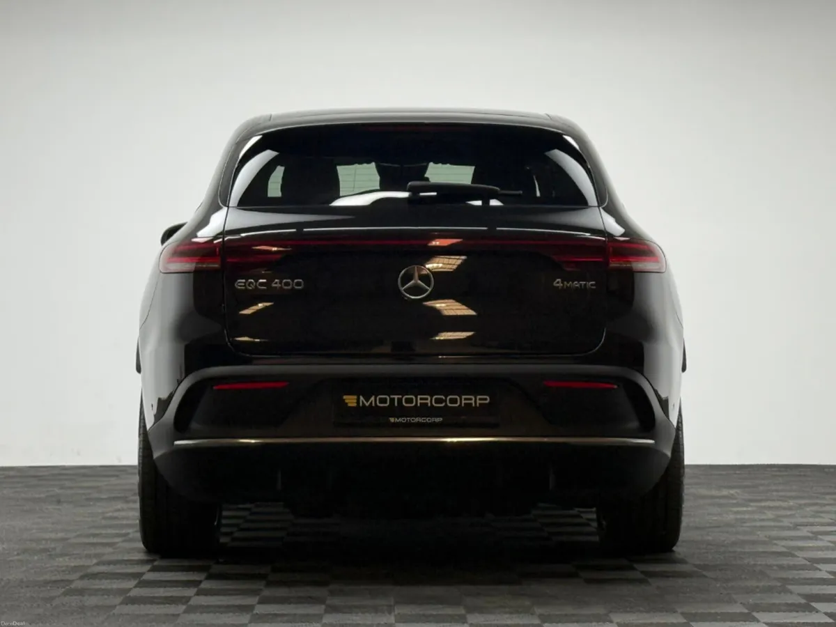 Mercedes-Benz EQC 400 AMG LINE 4MATIC - Image 4