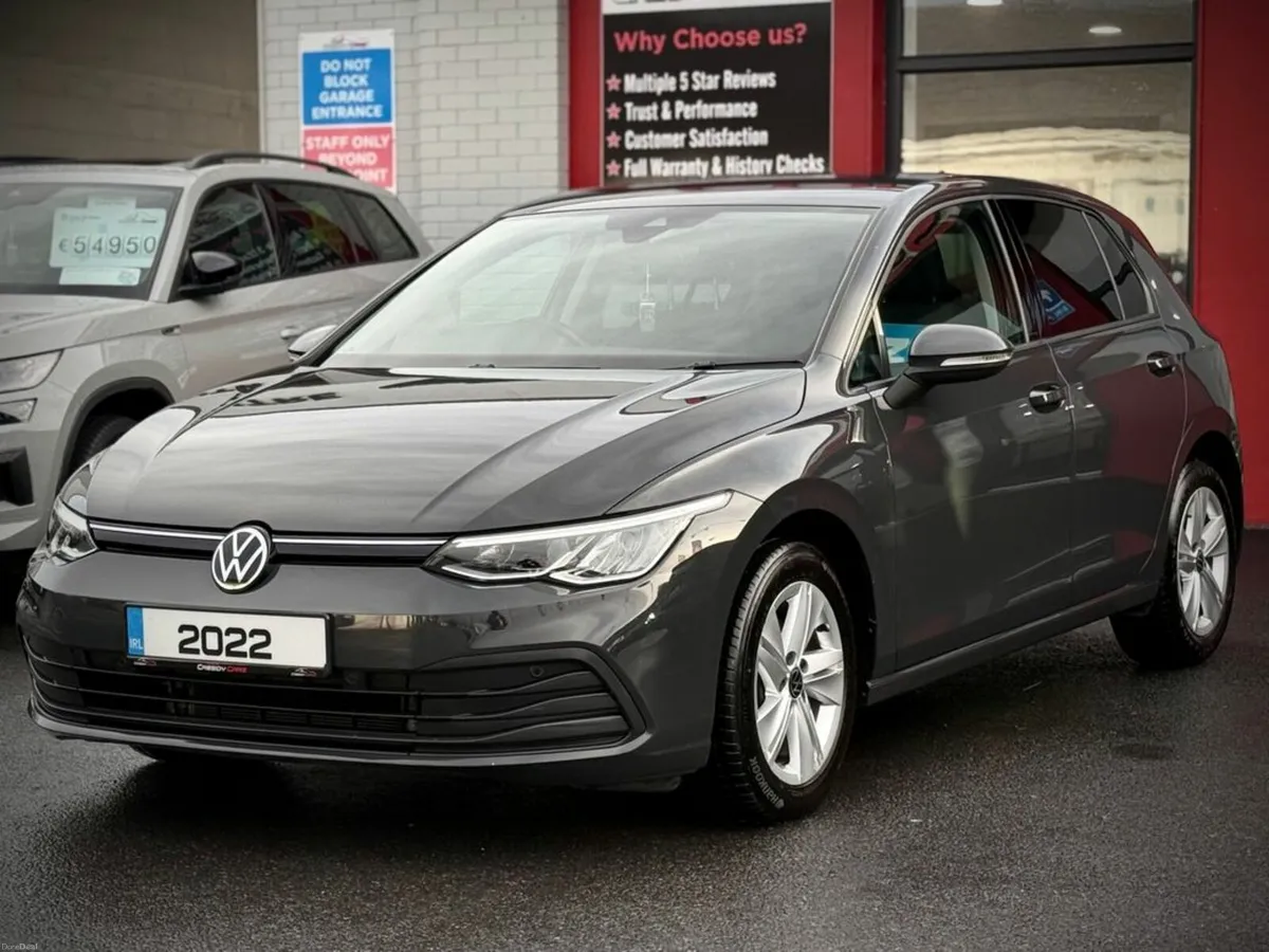 Volkswagen Golf LIFE TDI // 12 MONTH WARRANTY // S - Image 4