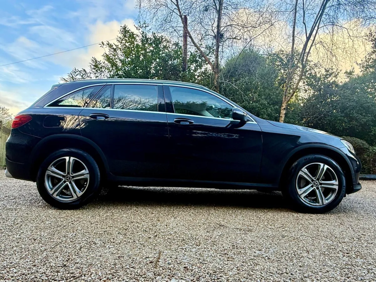 Mercedes-Benz GLC 220 D 4MATIC *Full Mercedes Serv - Image 3