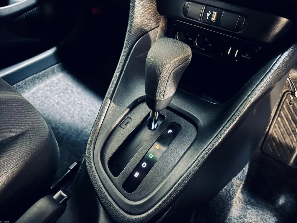 Toyota Yaris 1.0L Auto - Image 5