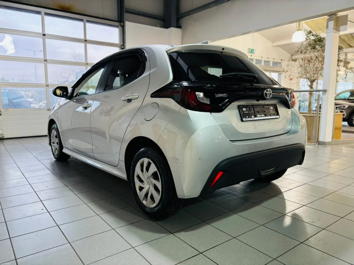 Toyota Yaris 1.0L Auto - Image 3