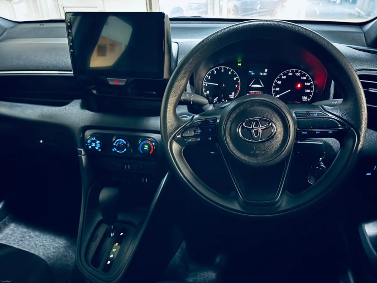 Toyota Yaris 1.0L Auto - Image 4