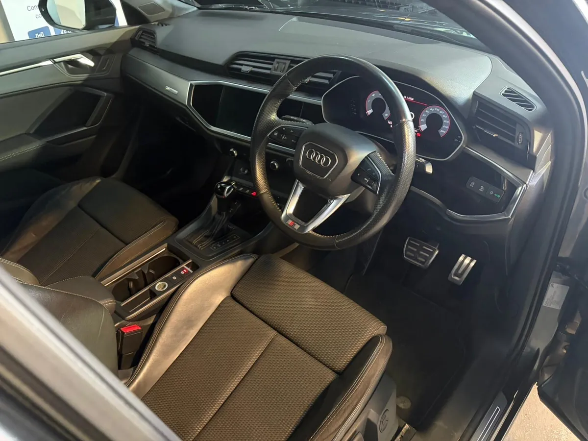 Audi Q3 2019. 35 TDI S/LINE AUTOMATIC - Image 3