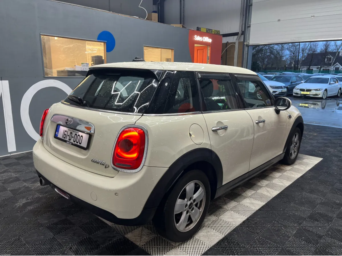 Mini Cooper €12950! 2016 MINI COOPERD 5DOORS 1.5 A - Image 2