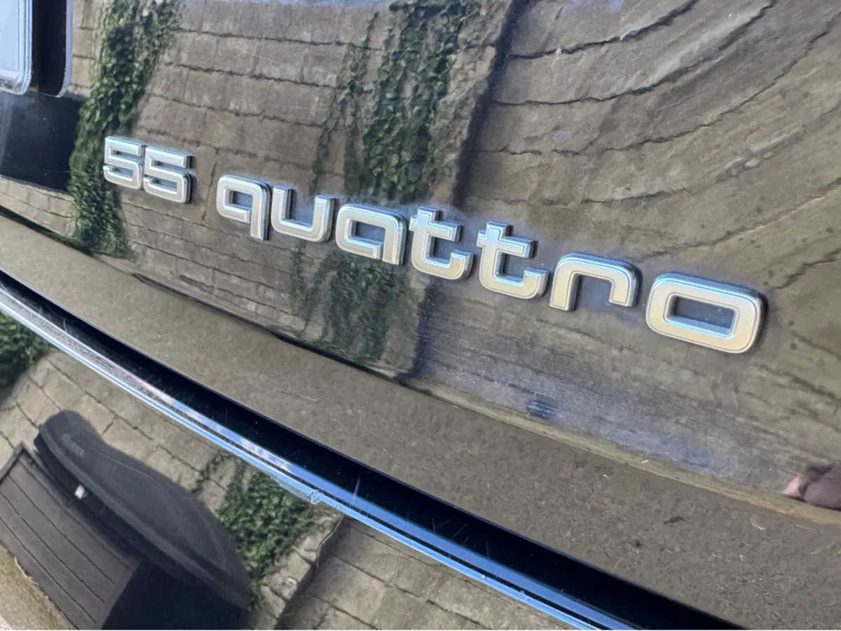 Audi e-tron 55 TECHNIK QUATTRO 300kw  95kWh//LOW M - Image 4