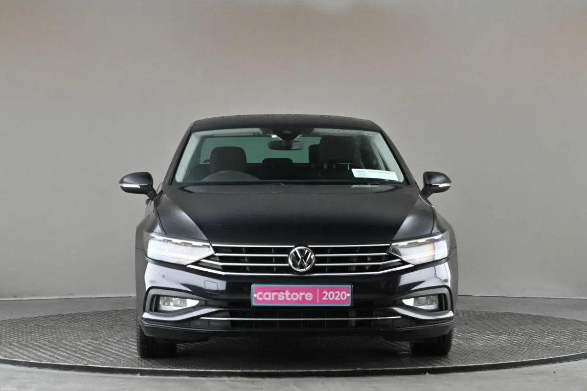 Volkswagen Passat 2.0 TDI BUSINES M6F 150BHP 6SPD - Image 3